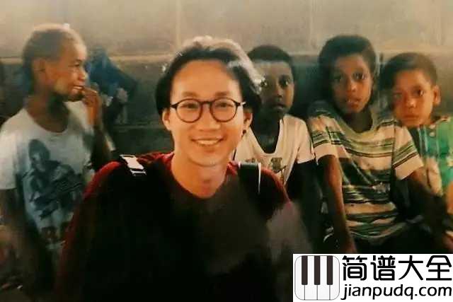 光辉岁月尤克里里谱_Beyond_风雨中抱紧自由