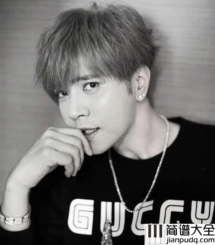 灰色空间钢琴谱_罗志祥｜原来不是白就是黑，只不过是天真的以为