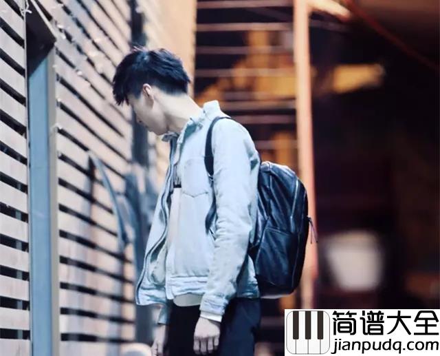 梦钢琴谱_王博文_请让我继续做梦