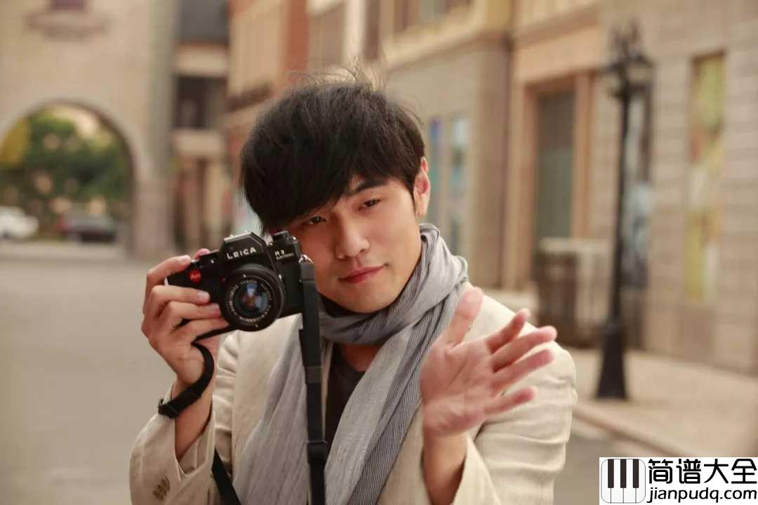 七里香钢琴谱_周杰伦_你出现在我诗的每一页