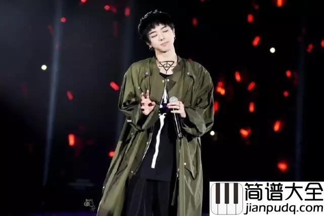 易燃易爆炸钢琴谱_华晨宇_不止成为了尚梦迪的挽歌,也成就了华晨宇的自我救赎