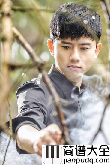 仰望星空钢琴谱_张杰|仰望星空_感觉爱的时间空间