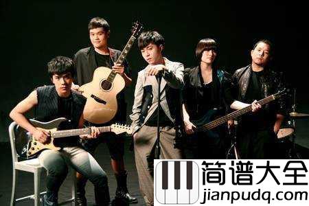 小情歌钢琴谱_苏打绿|唱着人们心肠的曲折