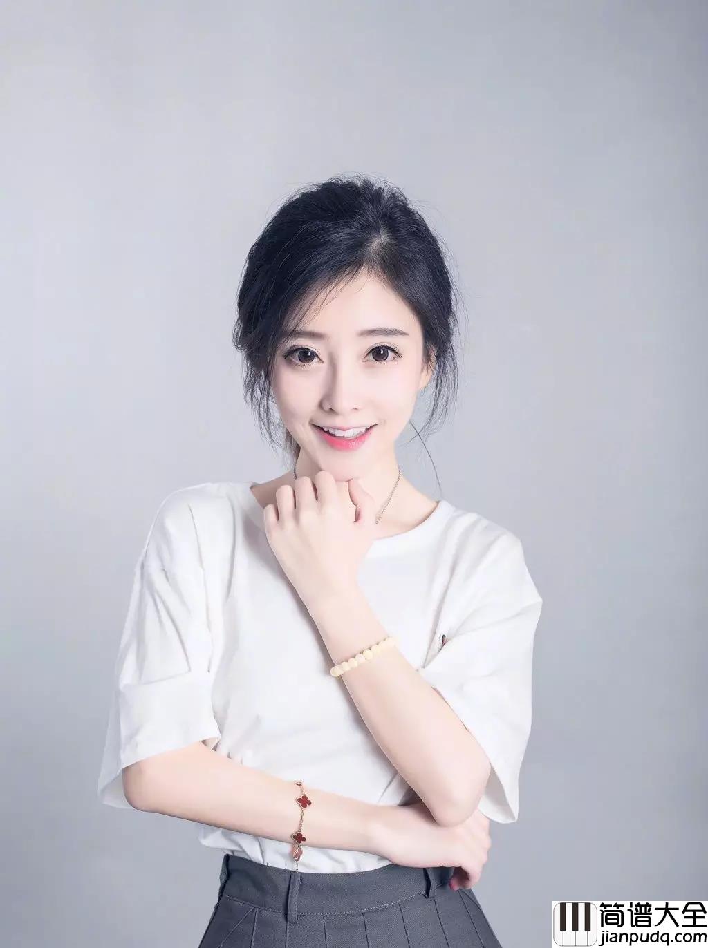 佛系少女钢琴谱_冯提莫手势舞,甜蜜来袭,恋爱的味道